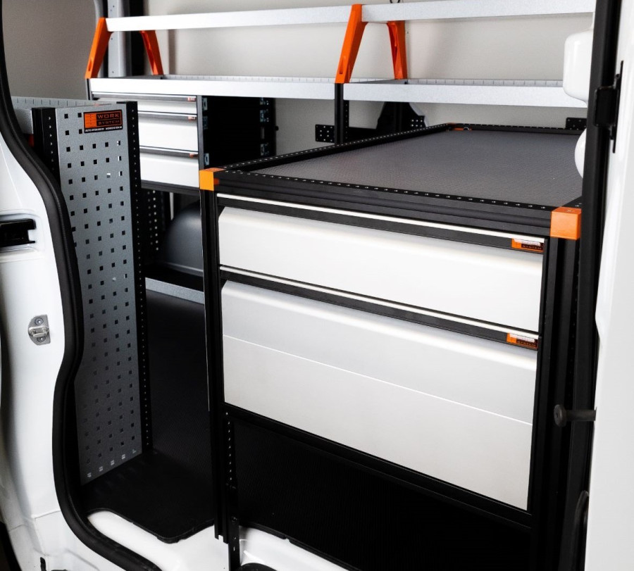 fourgon utilitaire Dodge 3500