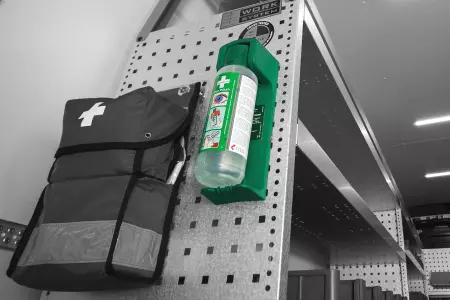 Équipement de sécurité tel qu'antivol, alarmes et extincteurs pour votre utilitaire